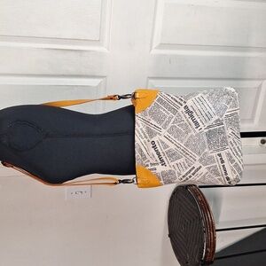 MAURIZIO TAIUTI Newspaper Print Shoulder Crossbody Bag